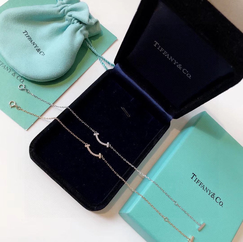 18K Tiffany Smile Diamond Bracelet