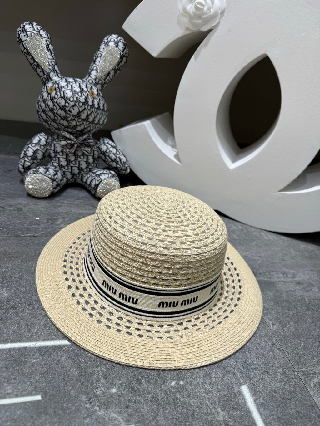 MIU MIU Flat-Top Baseball Cap